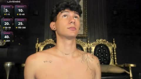  A L E X  online show from December 3, 9:22 am