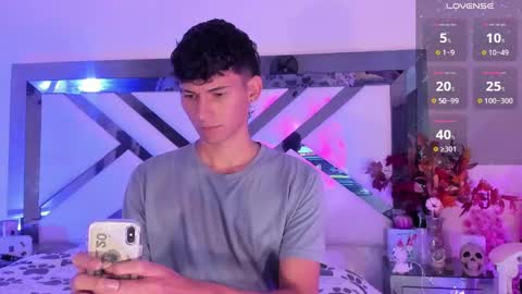  A L E X  online show from January 15, 4:36 am