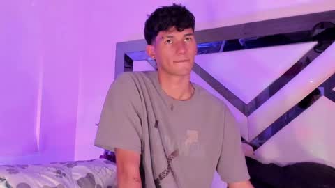  A L E X  online show from January 31, 4:25 am