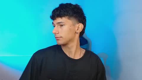  A L E X  online show from September 14, 8:13 am