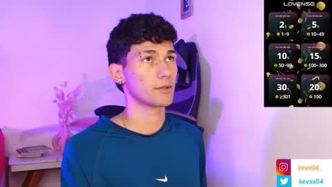  A L E X  online show from November 6, 3:29 am