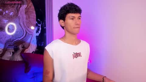  A L E X  online show from December 2, 9:36 am