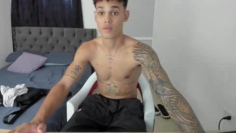 DOMINANT ALPHA KINGS online show from January 10, 7:59 pm