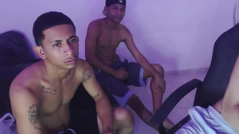 DOMINANT ALPHA KINGS online show from February 18, 7:54 pm