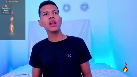 Snapshot of kingstark_ chatting on October 2, 11:17 am sebastian online show from October 2, 11:17 am