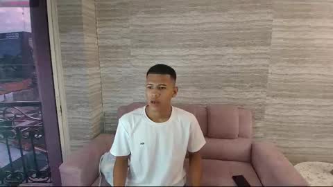 Snapshot of kingstark_ chatting on October 11, 11:09 am sebastian online show from October 11, 11:09 am