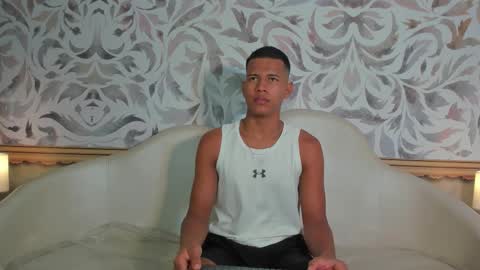 Snapshot of kingstark_ chatting on December 2, 11:26 am sebastian online show from December 2, 11:26 am