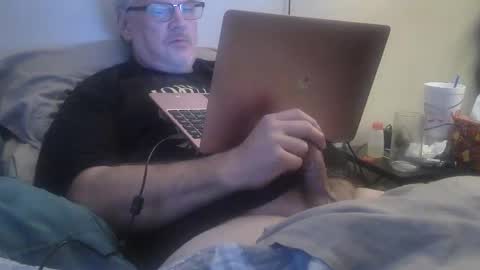 kingtongue10 online show from March 28, 12:16 pm