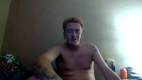 Snapshot of kingtrilla187 chatting on August 7, 9:11 am kingtrilla187 online show from August 7, 9:11 am