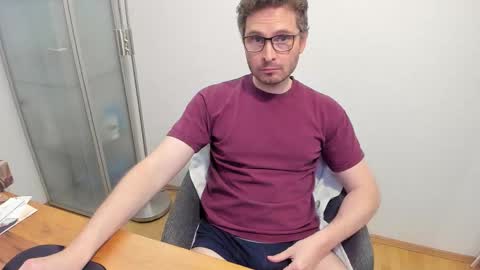 kinksubbydubby online show from October 7, 8:06 pm