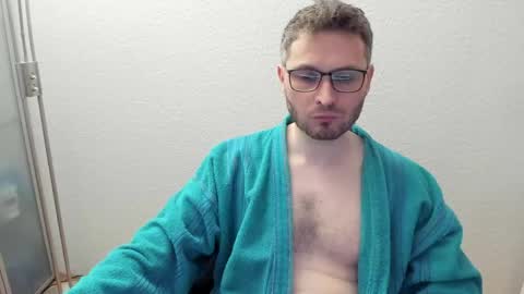 kinksubbydubby online show from April 22, 12:13 am