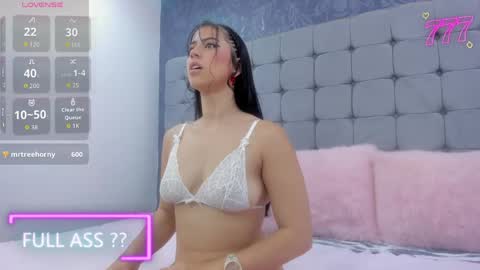 Snapshot of kinky_dakota chatting on May 15, 11:23 pm dakota online show from May 15, 11:23 pm