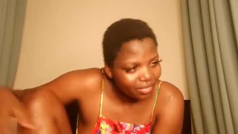 Lola online show from September 26, 2:10 pm