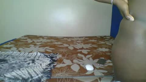 Snapshot of kinky_roey chatting on March 3, 11:11 am kinky_roey online show from March 3, 11:11 am