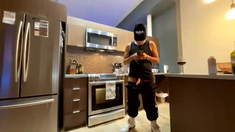 Snapshot of kinky_sport_lad chatting on October 2, 1:45 am kinky_sport_lad online show from October 2, 1:45 am