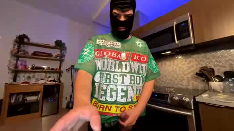 Snapshot of kinky_sport_lad chatting on June 6, 9:03 am kinky_sport_lad online show from June 6, 9:03 am