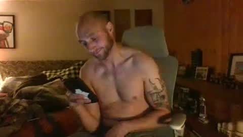 Snapshot of kinkyboyz69 chatting on June 20, 4:15 am kinkyboyz69 online show from June 20, 4:15 am