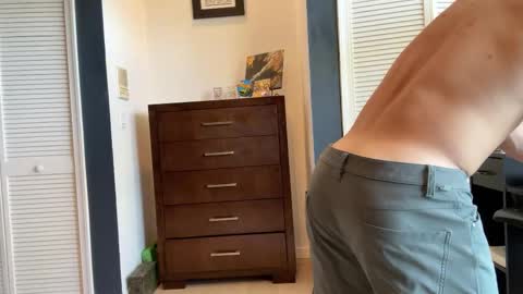 Snapshot of kinkybuffboy chatting on September 25, 5:05 pm kinkybuffboy online show from September 25, 5:05 pm