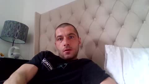 Snapshot of kinkycouple147 chatting on April 4, 2:47 pm kinkycouple147 online show from April 4, 2:47 pm