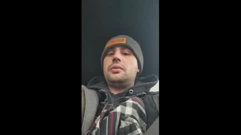 Maysie and Hunter online show from December 3, 8:50 pm