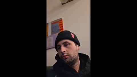 Maysie and Hunter online show from November 29, 10:02 pm