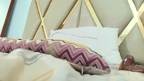 MISS RYN  online show from December 8, 7:22 pm