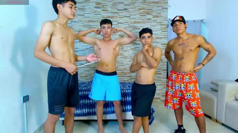 kinkyhousexxx online show from April 14, 12:27 am