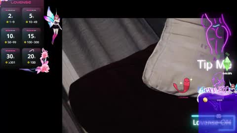 Snapshot of kinkykatt557616 chatting on January 17, 12:42 am kinkykatt557616 online show from January 17, 12:42 am