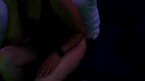 Snapshot of kinkymilf412420 chatting on July 22, 7:33 am Kinkymilf412420 online show from July 22, 7:33 am