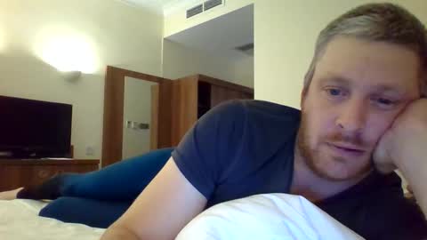 Snapshot of kinkysubslave86 chatting on October 4, 10:19 pm KinkySub online show from October 4, 10:19 pm