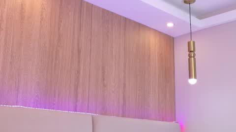 KiO online show from November 30, 9:02 am