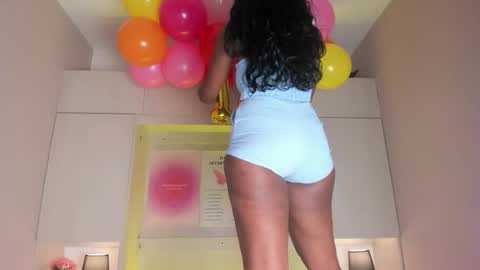 M A R A  online show from January 13, 11:59 am