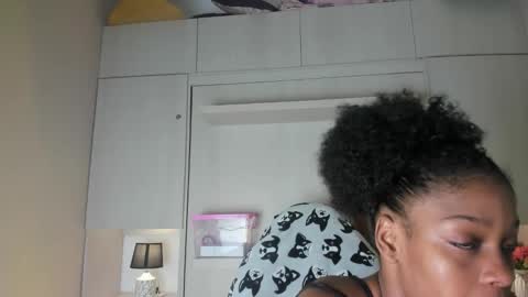 M A R A  online show from March 3, 12:11 pm