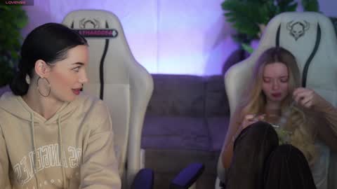 Sweet girls online show from January 12, 8:41 am