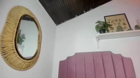 kira_exe online show from February 2, 11:42 am