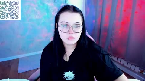 kira online show from April 22, 9:11 am