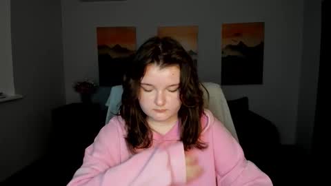 Snapshot of kira_icaula chatting on November 13, 12:48 pm Kira online show from November 13, 12:48 pm