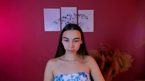 Snapshot of kira_light__ chatting on October 24, 8:33 am kira_light__ online show from October 24, 8:33 am
