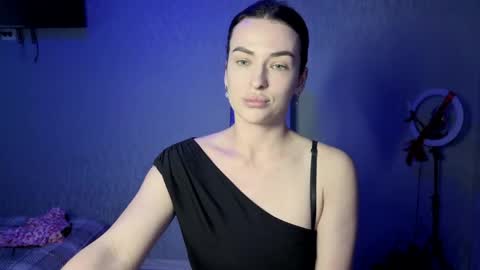 Snapshot of kira_love1 chatting on May 16, 5:34 pm Kira love1 online show from May 16, 5:34 pm