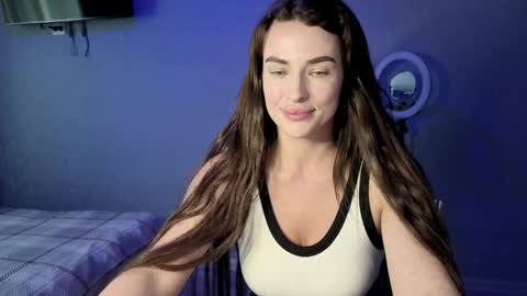 Snapshot of kira_love1 chatting on May 27, 5:10 pm Kira love1 online show from May 27, 5:10 pm