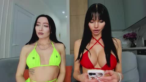 Kira and friends online show from September 27, 4:12 pm