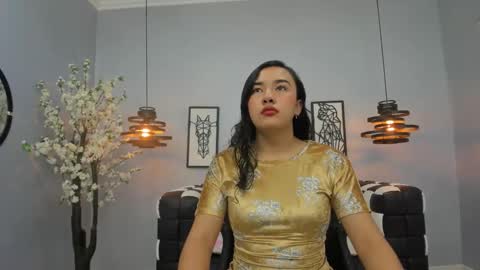 Snapshot of kira_naughtty chatting on October 10, 11:42 am Kira Naughtty online show from October 10, 11:42 am