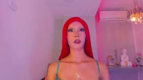 Snapshot of kira_vance chatting on June 24, 11:37 pm Kira online show from June 24, 11:37 pm