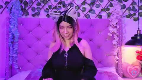 Kira online show from May 4, 8:49 pm