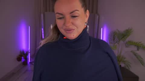 Kira online show from February 2, 9:13 pm