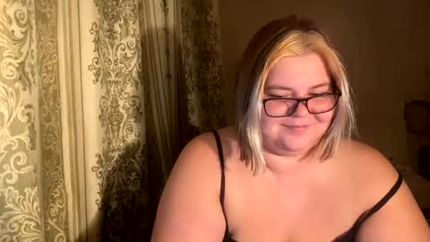 Just Kira online show from December 9, 6:14 pm