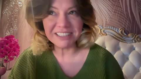 KiraDivine online show from February 11, 2:22 pm