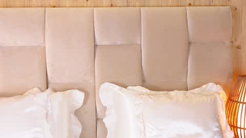 Snapshot of kirakayleigh chatting on October 28, 1:31 am kira online show from October 28, 1:31 am