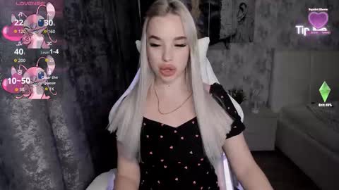 Snapshot of kirakrox chatting on September 17, 8:43 pm kirakrox online show from September 17, 8:43 pm