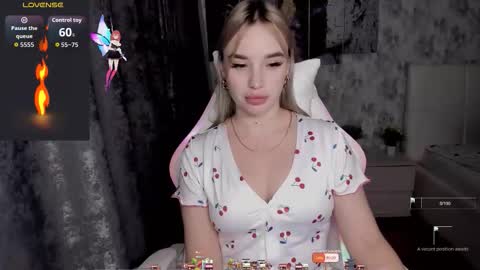 Snapshot of kirakrox chatting on October 17, 8:33 pm kirakrox online show from October 17, 8:33 pm